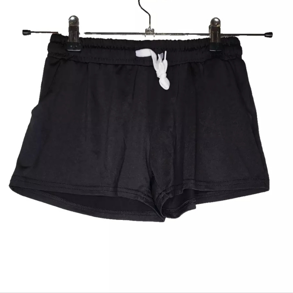 Real Essentials Girls Dry Fit Elastic Waist Shorts in Black Size M